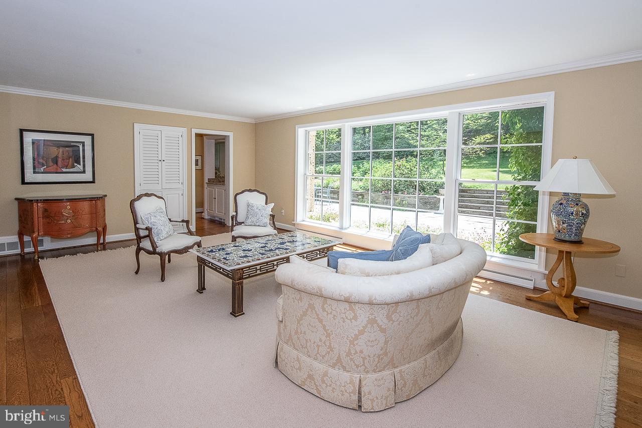 237 Atlee Road Wayne, PA 19087 - Photo 9 of 44 Living room into Butlers Pantry