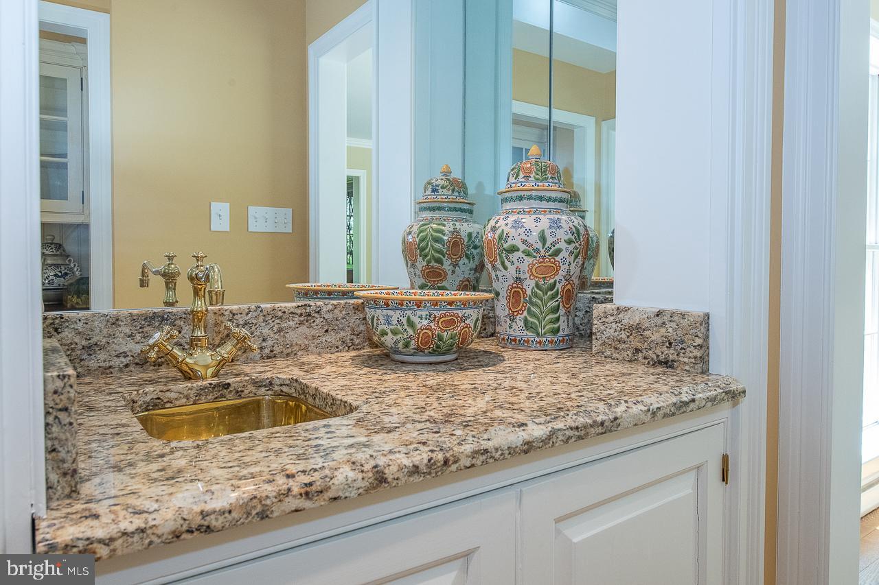 237 Atlee Road Wayne, PA 19087 - Photo 10 of 44 Butlers Pantry