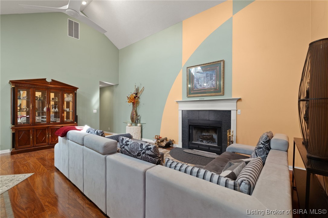 5914 West Luther Road Floyds Knobs, IN 47119 - Photo 15 of 97