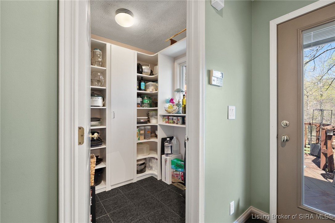 5914 West Luther Road Floyds Knobs, IN 47119 - Photo 52 of 97