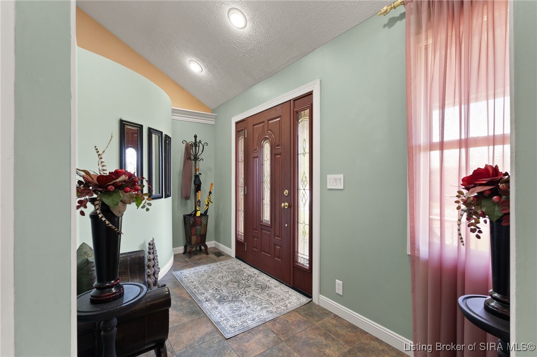 5914 West Luther Road Floyds Knobs, IN 47119 - Photo 9 of 97