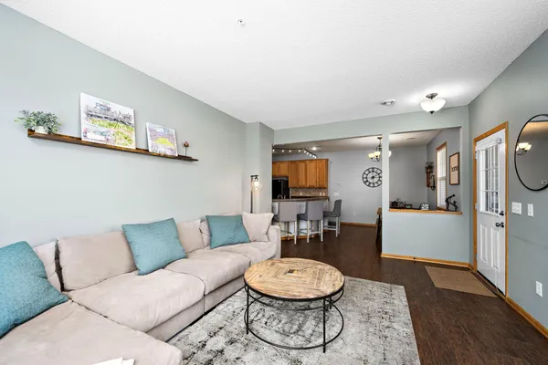 $285,000 | 19741 Escort Trail, Farmington, MN 55024