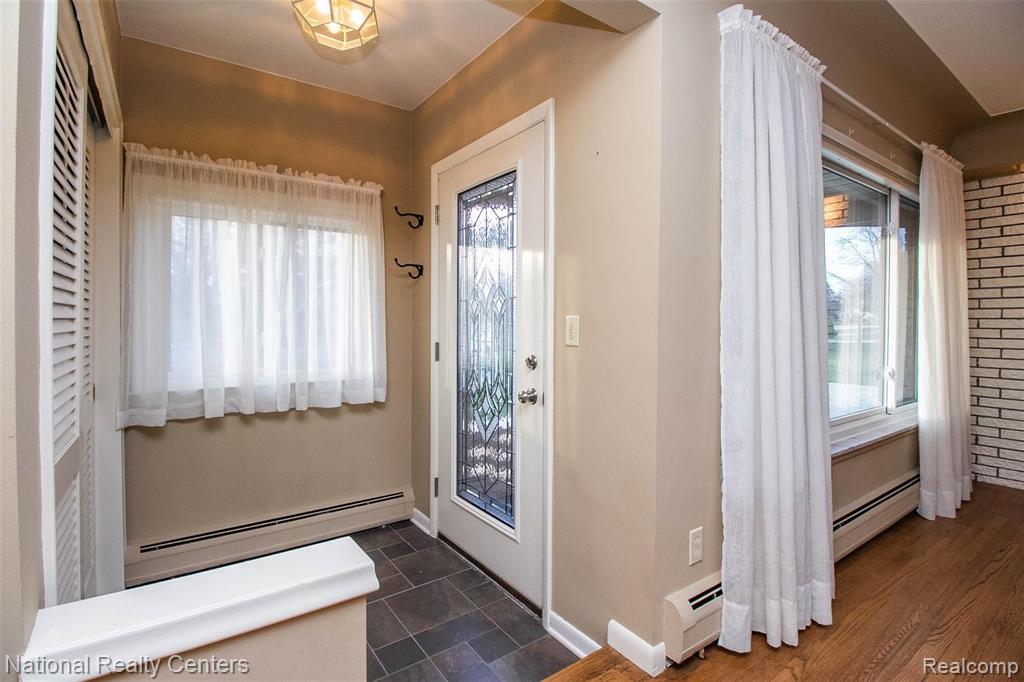 187 Old Perch Road Rochester Hills, MI 48309 - Photo 5 of 35