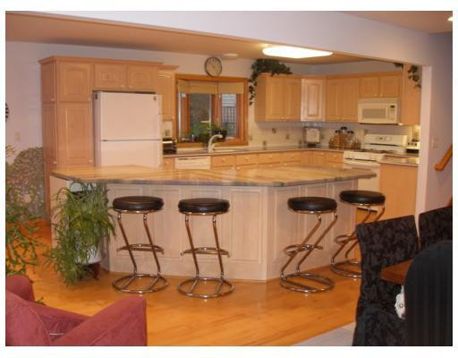 11770 Woodview Pinckney, MI 48169 - Photo 2 of 25 Photo 2