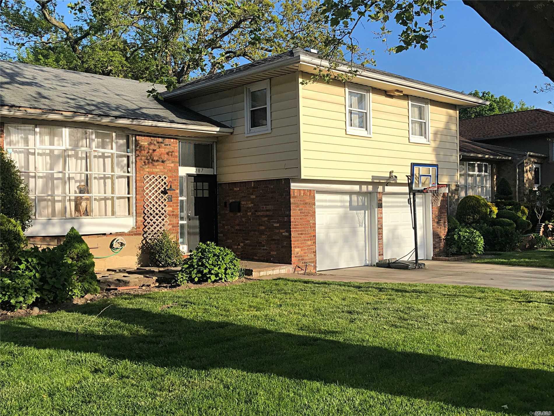 287 Hungry Harbor Road Valley Stream, NY 11581 - Photo 1 of 1 Front of Home