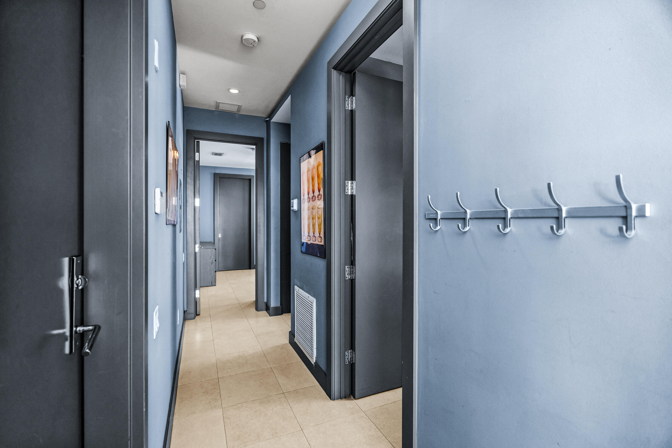 111 Southeast 2nd Street, Unit 401 Delray Beach, FL 33444 - Photo 23 of 38 a view of a hallway with closet