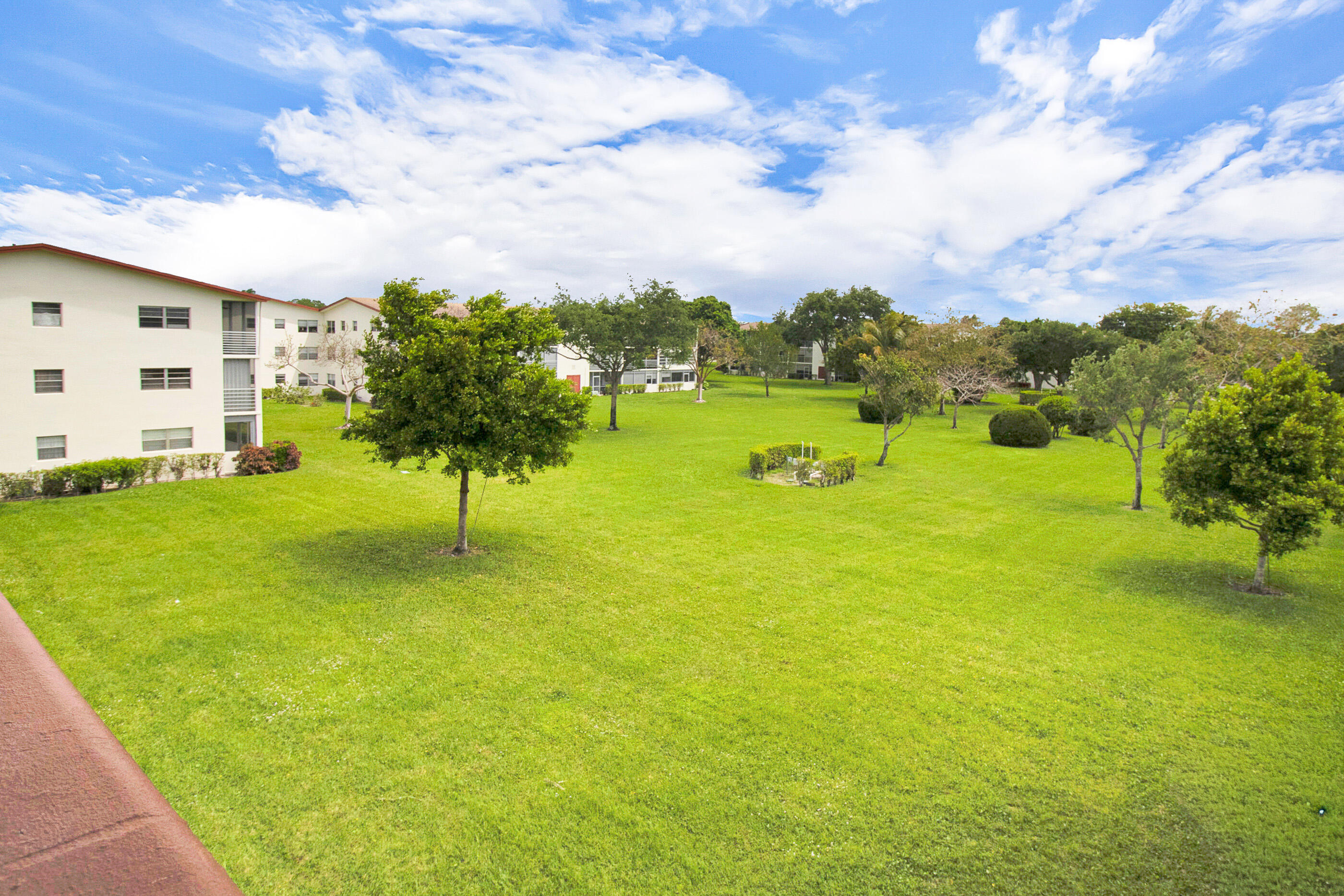 412 Brighton J Boca Raton, FL 33434 - Photo 17 of 48 IMG_6122