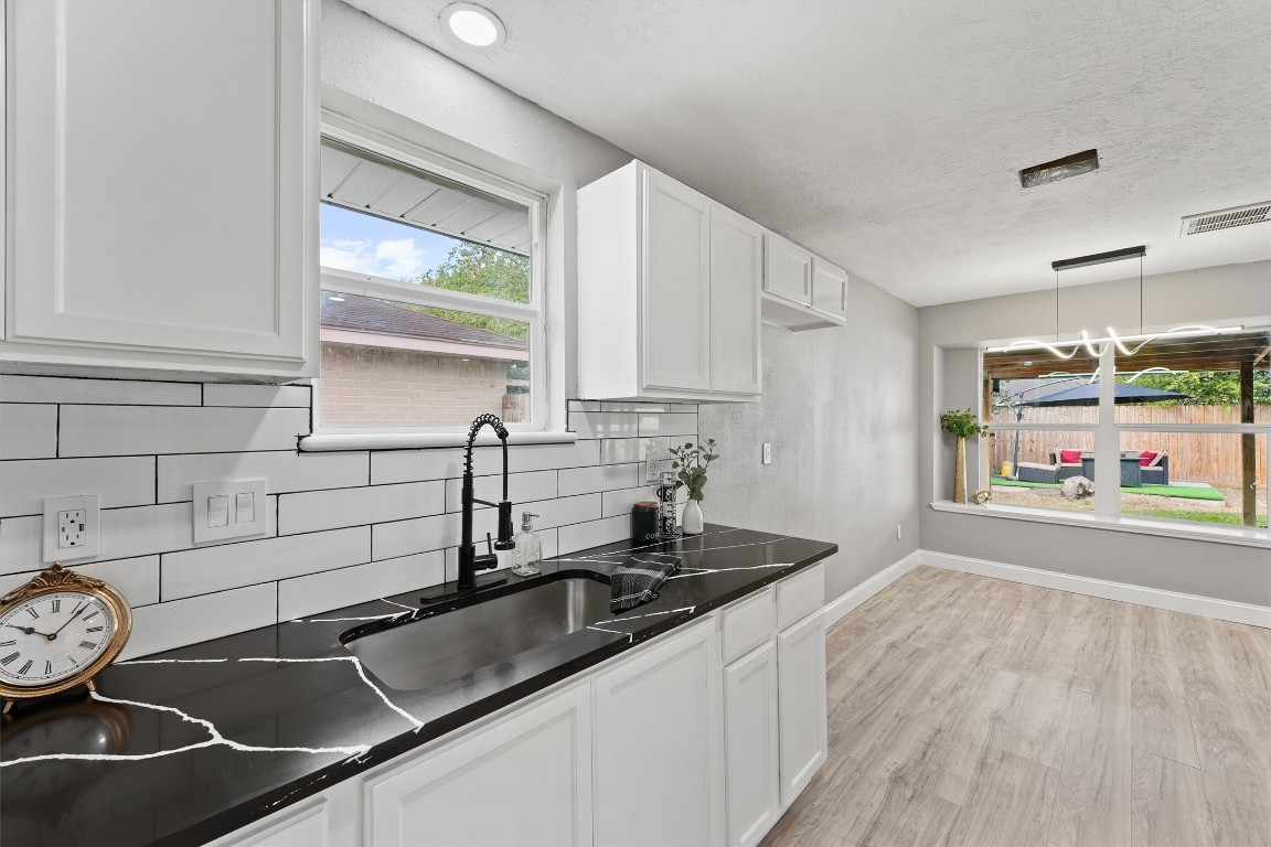 6618 Castleview Lane Houston, TX 77489 - Photo 12 of 27