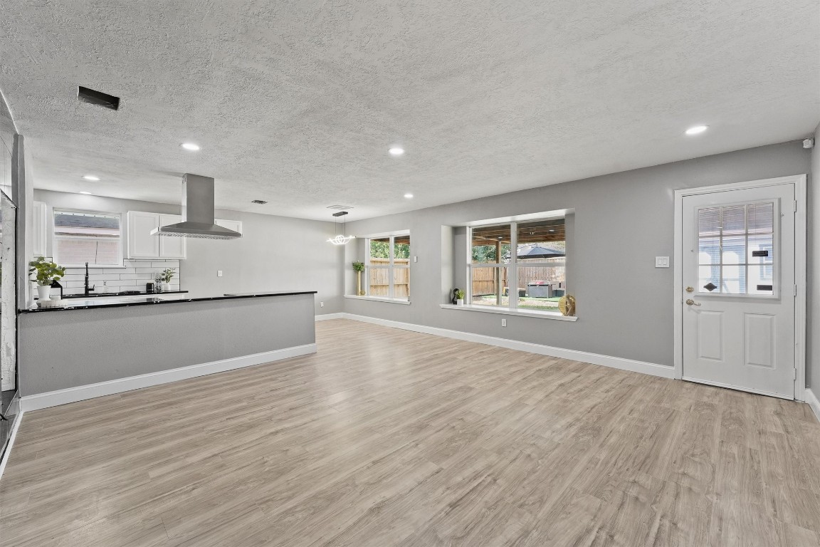 6618 Castleview Lane Houston, TX 77489 - Photo 5 of 27