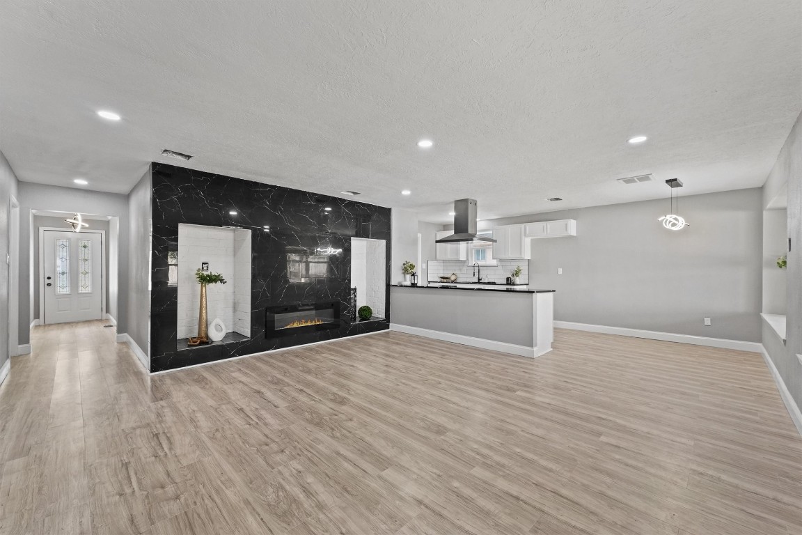 6618 Castleview Lane Houston, TX 77489 - Photo 6 of 27