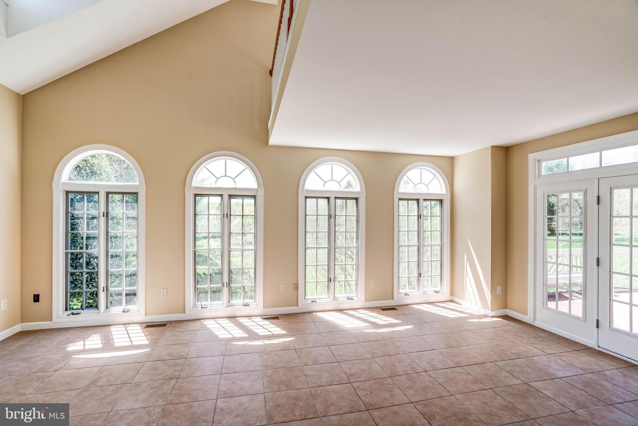 17400 Avenleigh Drive Ashton, MD 20861 - Photo 13 of 91