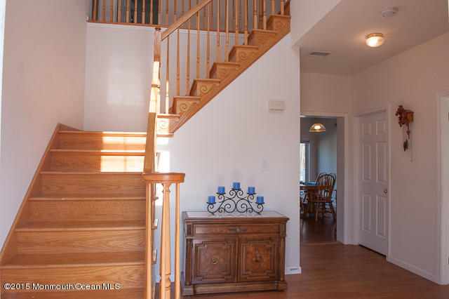 10 Cross Trees Road Brick, NJ 08723 - Photo 3 of 24 foyer