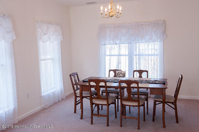 10 Cross Trees Road Brick, NJ 08723 - Photo 5 of 24 dining room