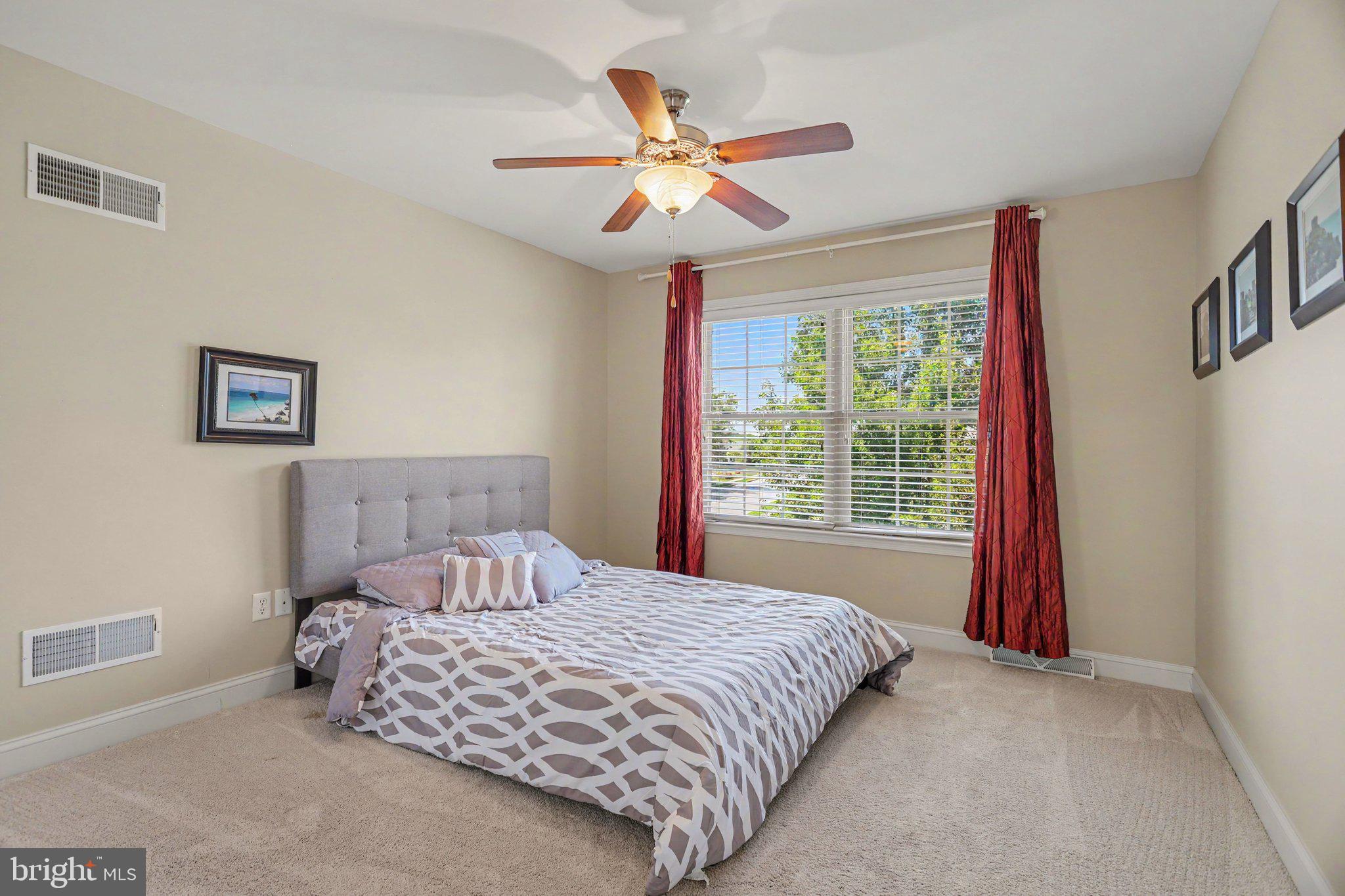 2450 Hartford Road York, PA 17402 - Photo 21 of 36 Gallery Image 21