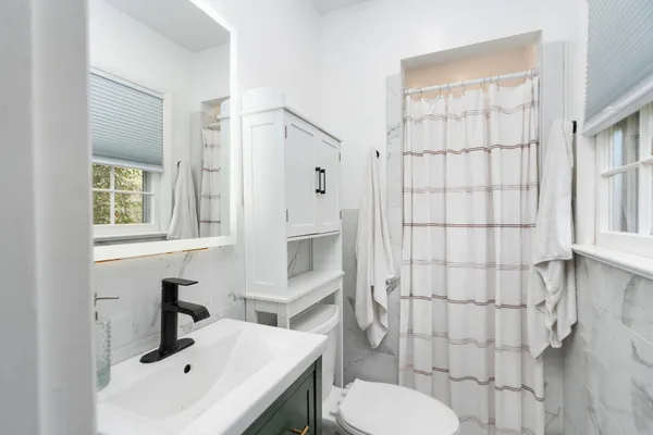 $365,000 | 39 Our Lane, Stuarts Draft, VA 24477