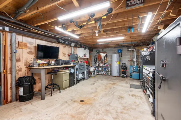 $365,000 | 39 Our Lane, Stuarts Draft, VA 24477