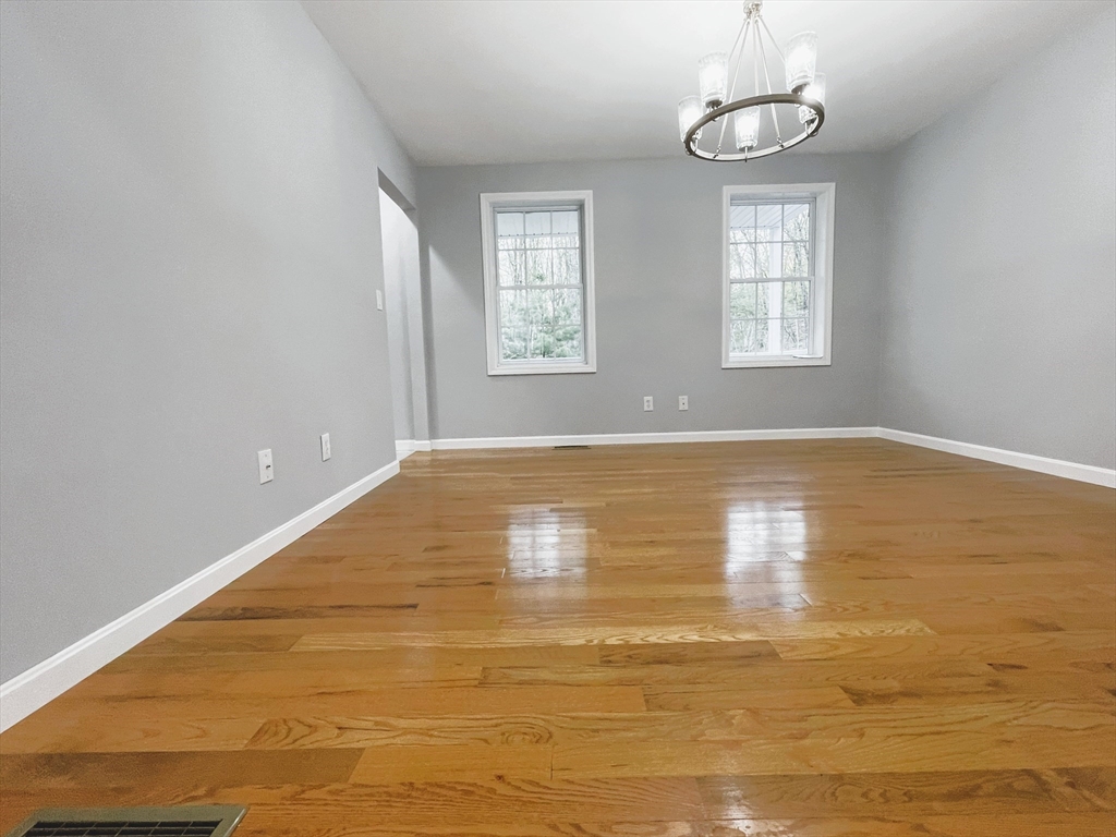44 New Boston Road Dudley, MA 01571 - Photo 17 of 40