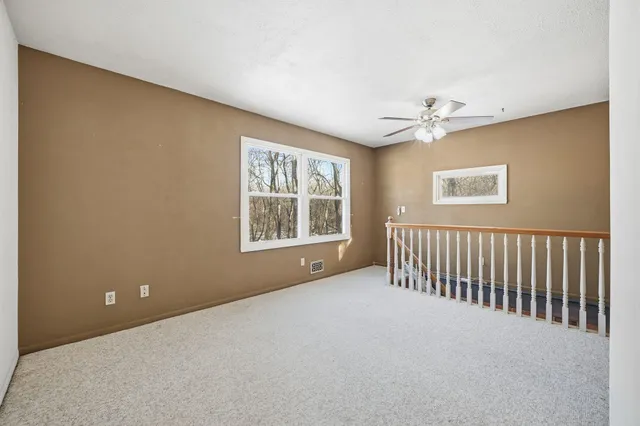 $264,900 | 6961 Hiatt Drive, Rockford, IL 61114