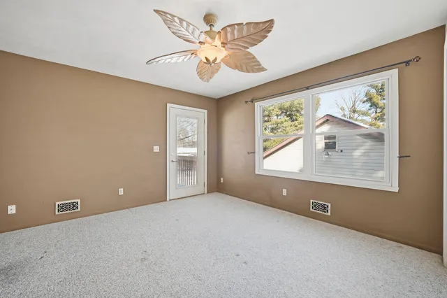 $264,900 | 6961 Hiatt Drive, Rockford, IL 61114