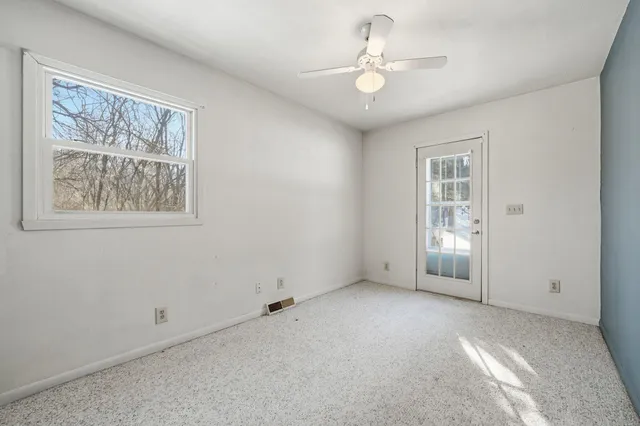 $264,900 | 6961 Hiatt Drive, Rockford, IL 61114