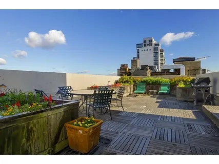 $699,990 | 1240 North Lake Shore Drive, Unit 5B, Chicago, IL 60610