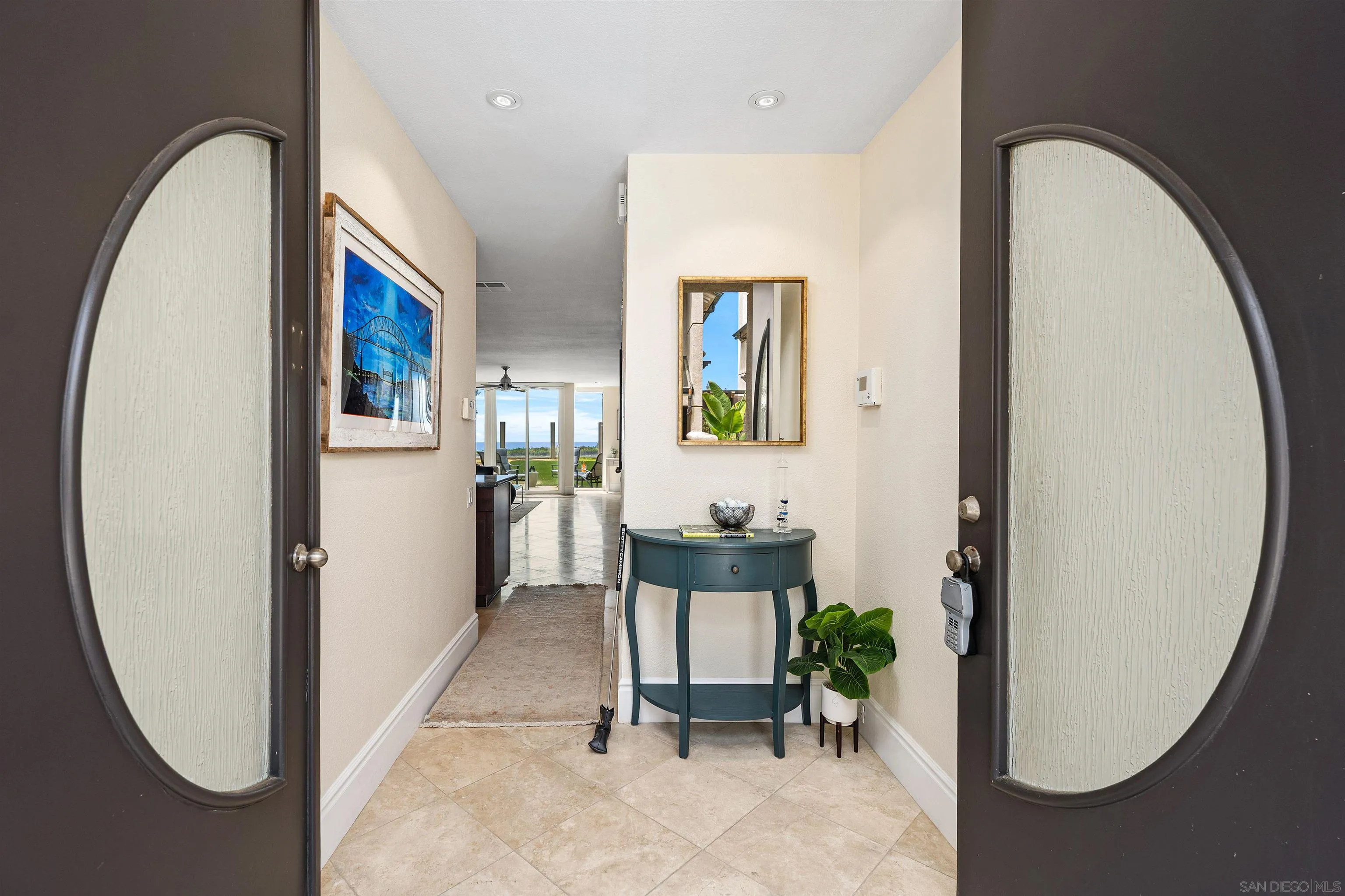 920 Sealane Drive, Unit B Encinitas, CA 92024 - Photo 3 of 10 a view of a living room