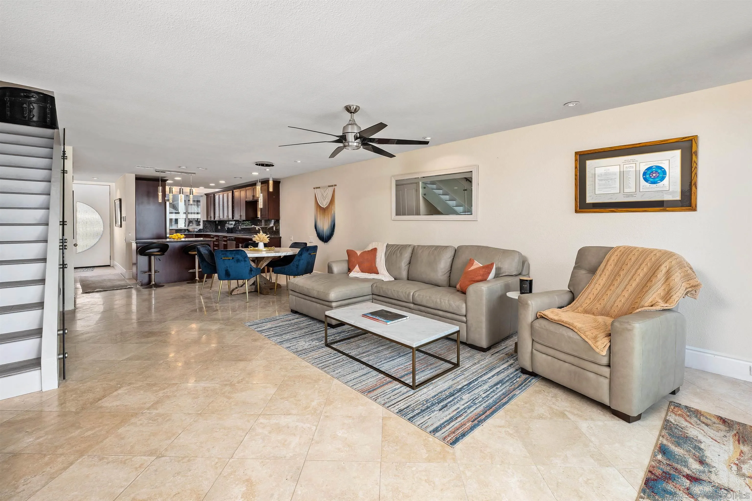 920 Sealane Drive, Unit B Encinitas, CA 92024 - Photo 6 of 10 a living room with furniture and a couch