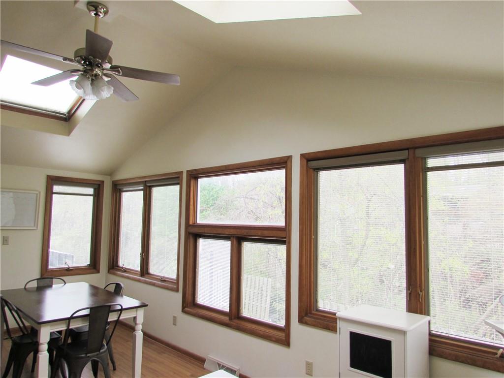 719 Center Road Pittsburgh, PA 15239 - Photo 9 of 25 Gallery Image 9