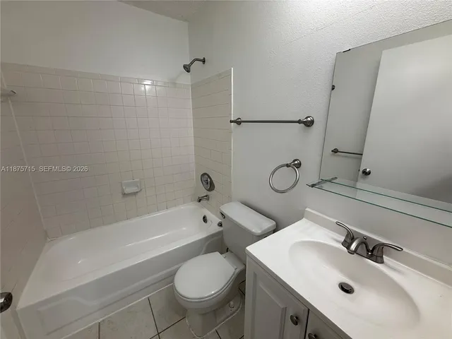 $2,450 | 11211 West Atlantic Boulevard, Unit 201, Coral Springs, FL 33071