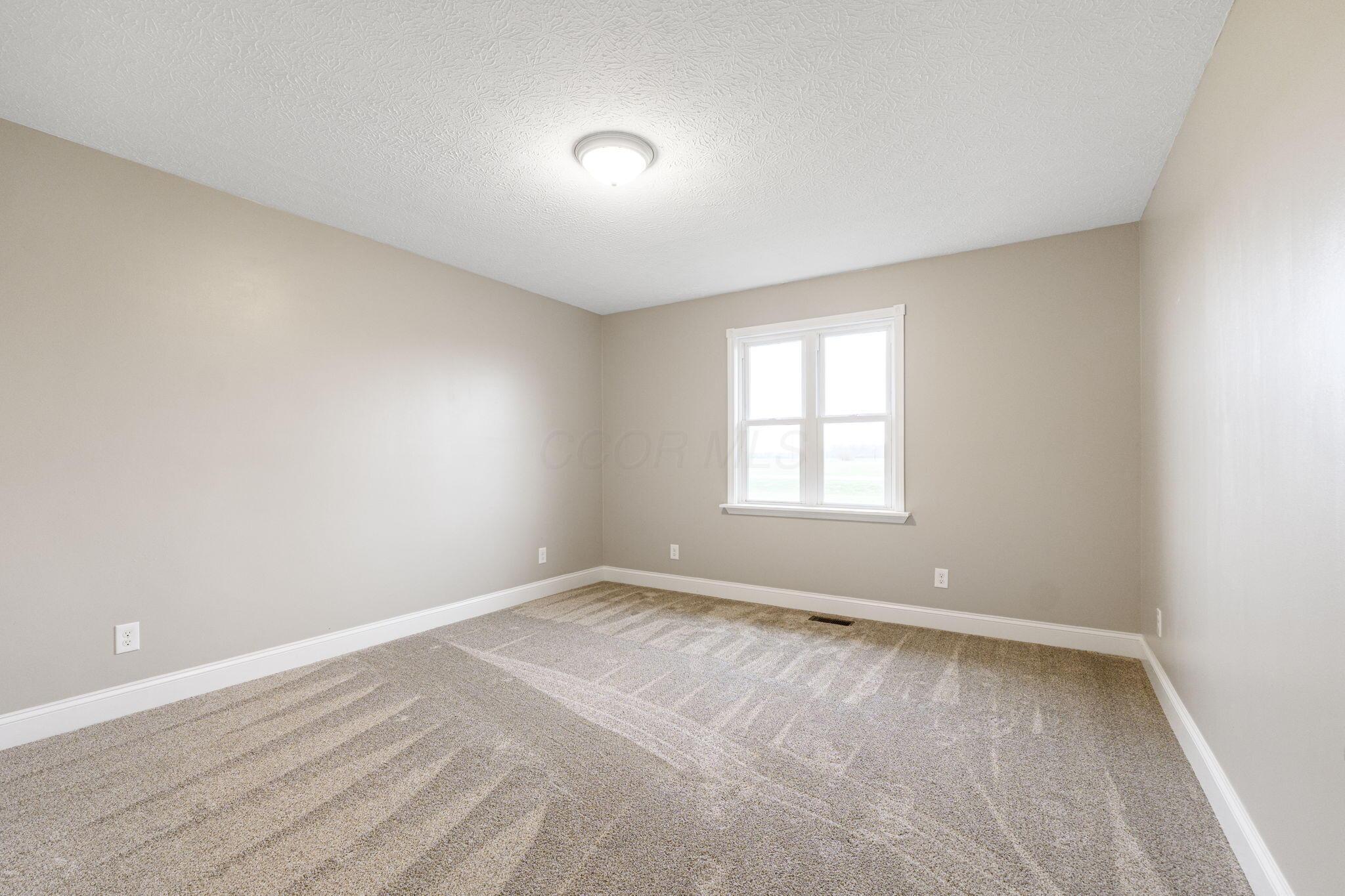 14103 Lockbourne Eastern Road Ashville, OH 43103 - Photo 38 of 73 14103 Lockbourne Eastern Rd (Interior)-3