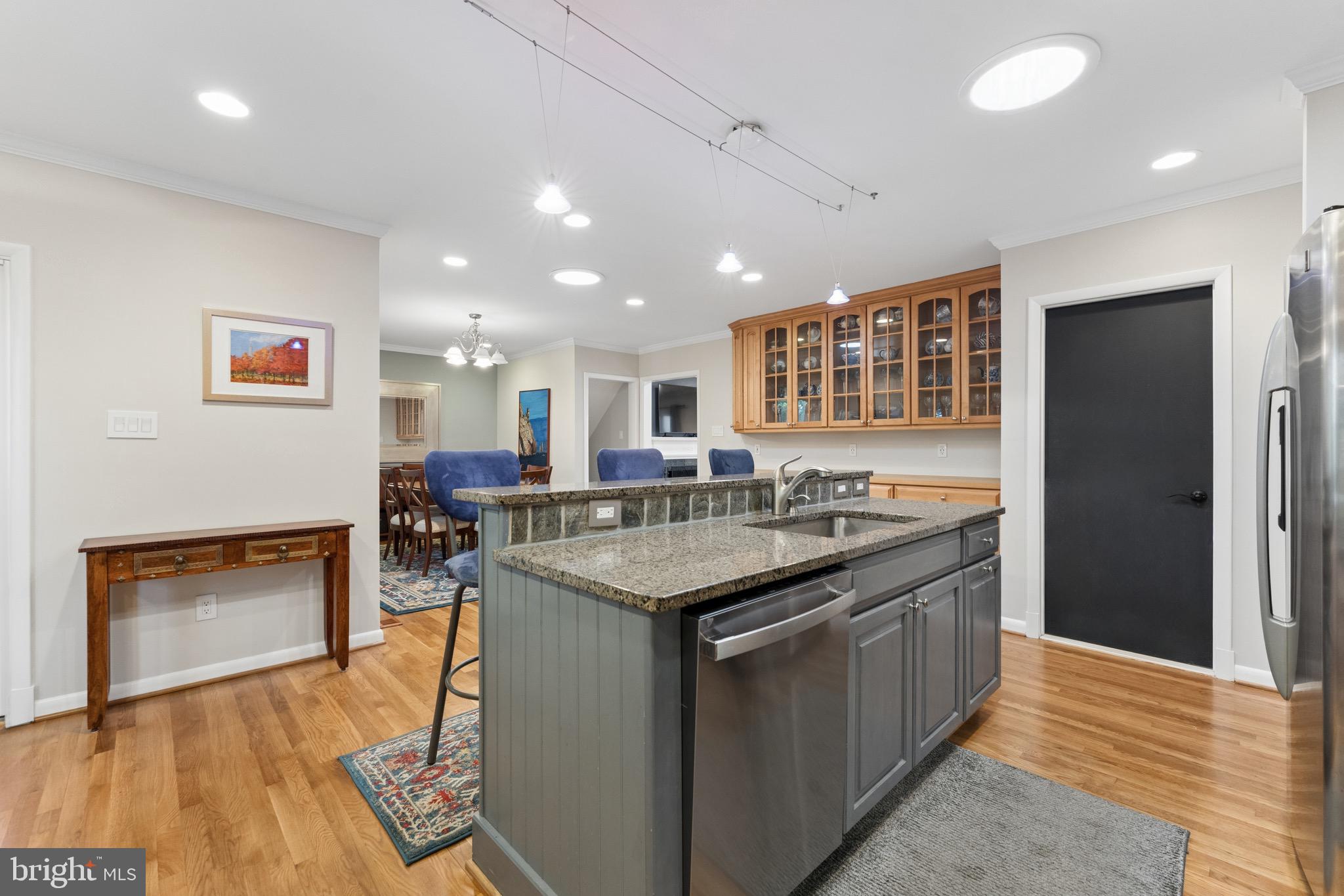 1806 Birch Road McLean, VA 22101 - Photo 20 of 61 Kitchen Island overlooking dining area