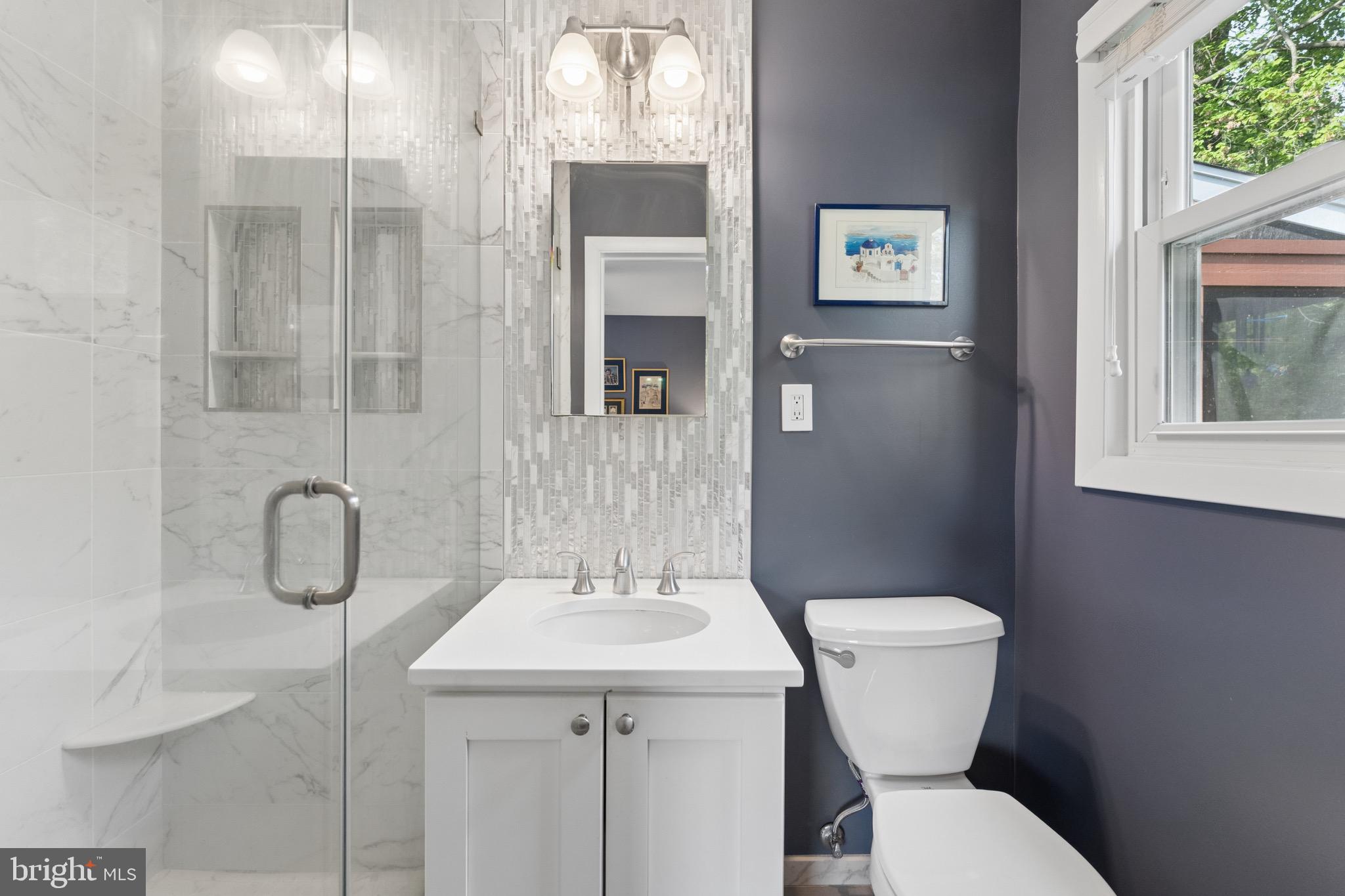 1806 Birch Road McLean, VA 22101 - Photo 27 of 61 Primary Bath