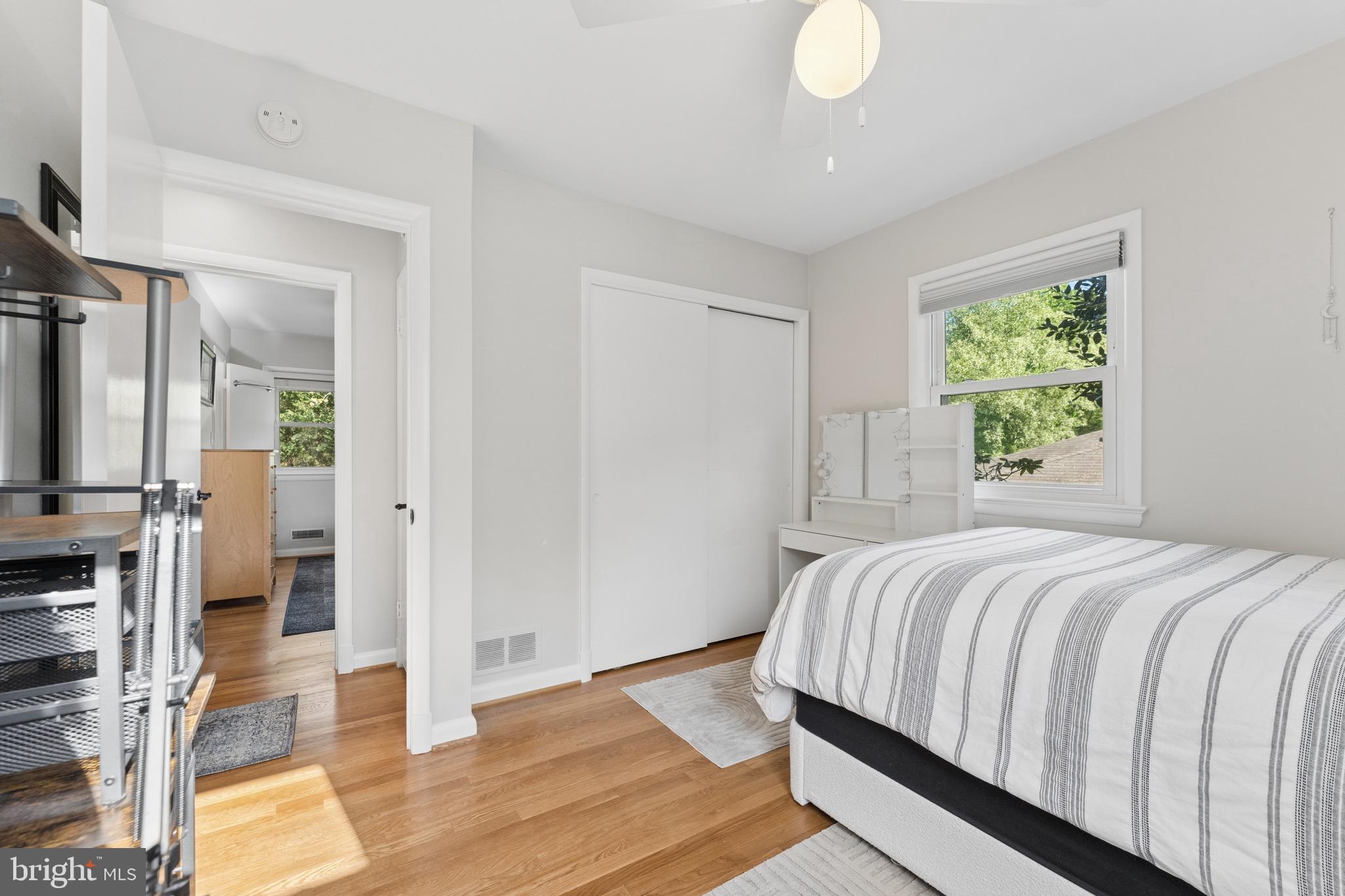 1806 Birch Road McLean, VA 22101 - Photo 29 of 61 Bedroom 2 Main Level