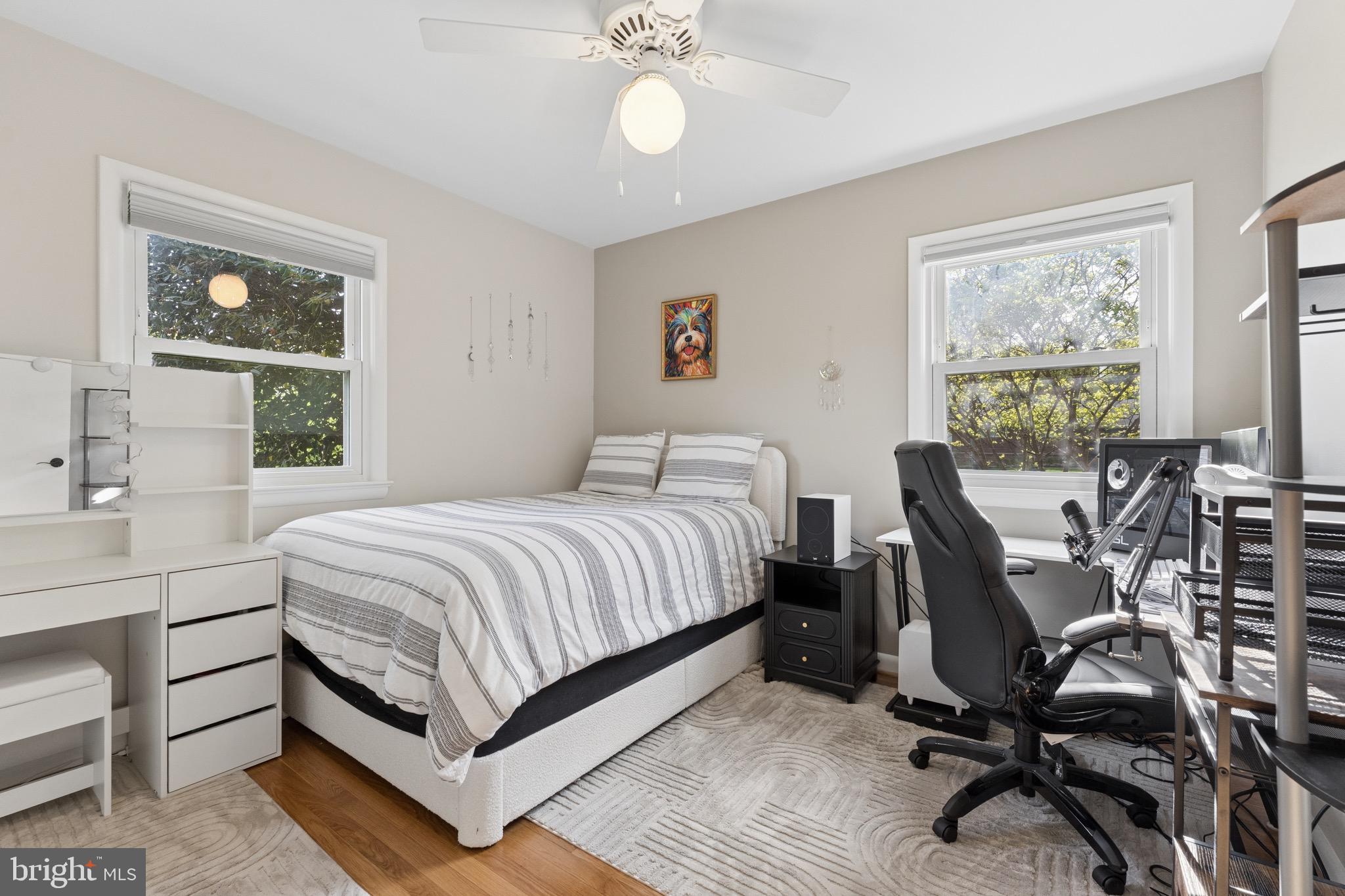 1806 Birch Road McLean, VA 22101 - Photo 30 of 61 Bedroom 2 Main Level