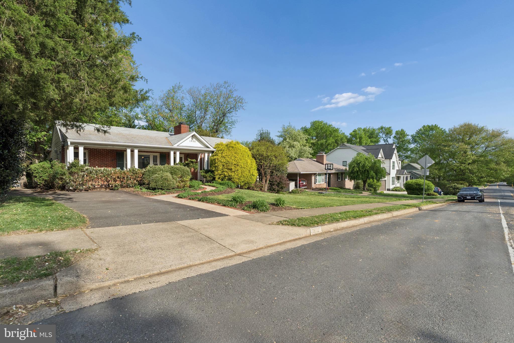 1806 Birch Road McLean, VA 22101 - Photo 6 of 61 Wide driveway and off street parking