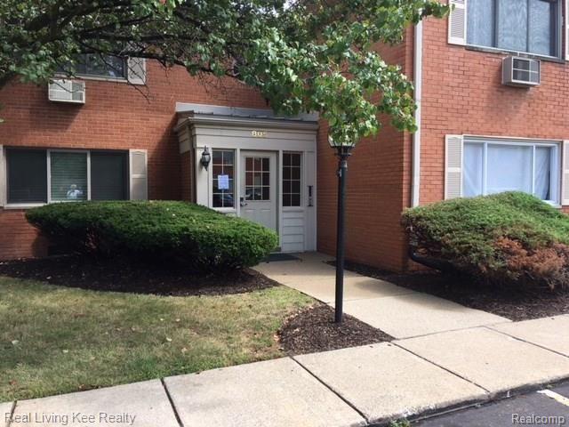 805 Plate Street Rochester, MI 48307 - Photo 1 of 23