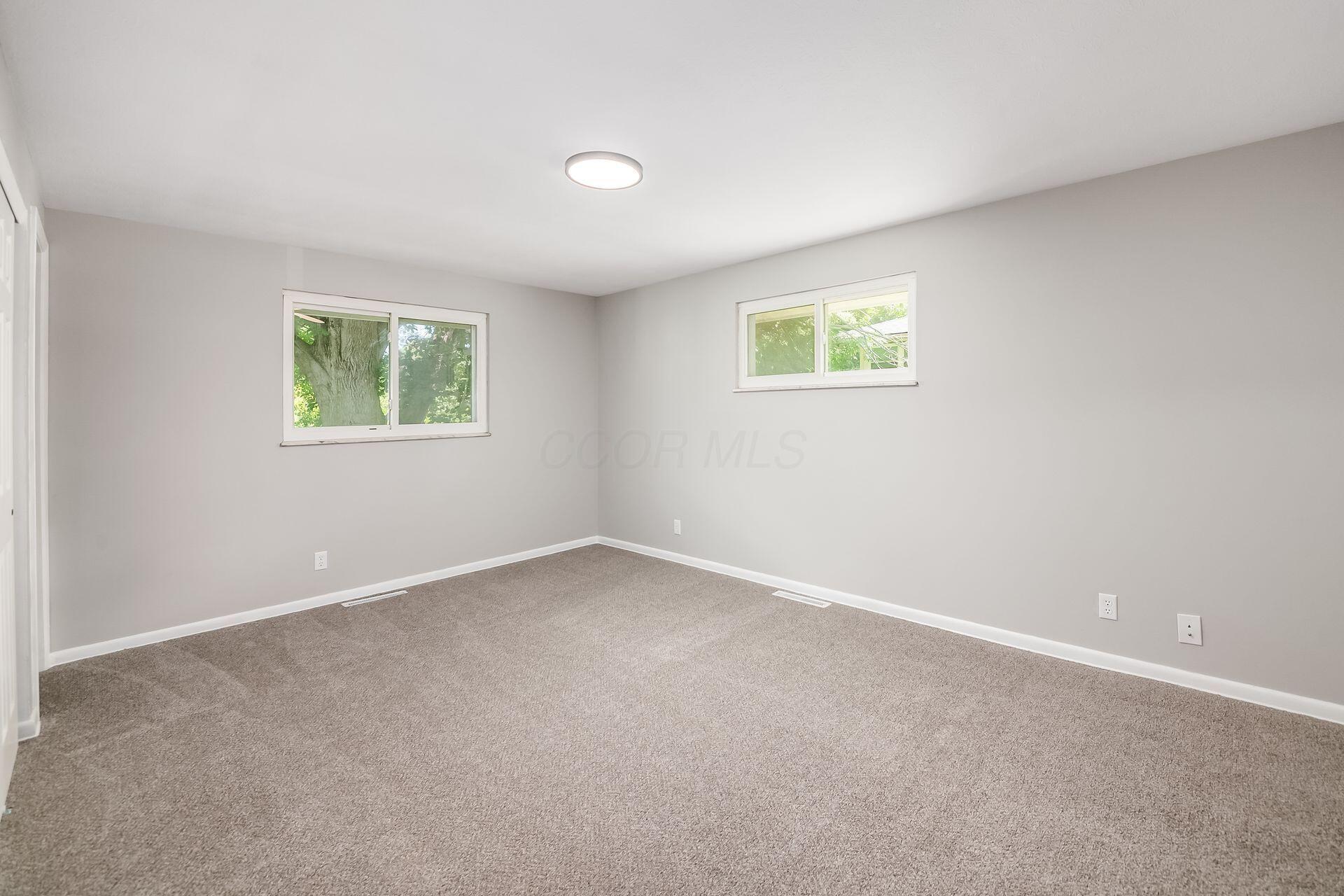 1344 Yorktown Road Columbus, OH 43232 - Photo 20 of 47 020_ec9dc_L 204 Oakwood Ct063