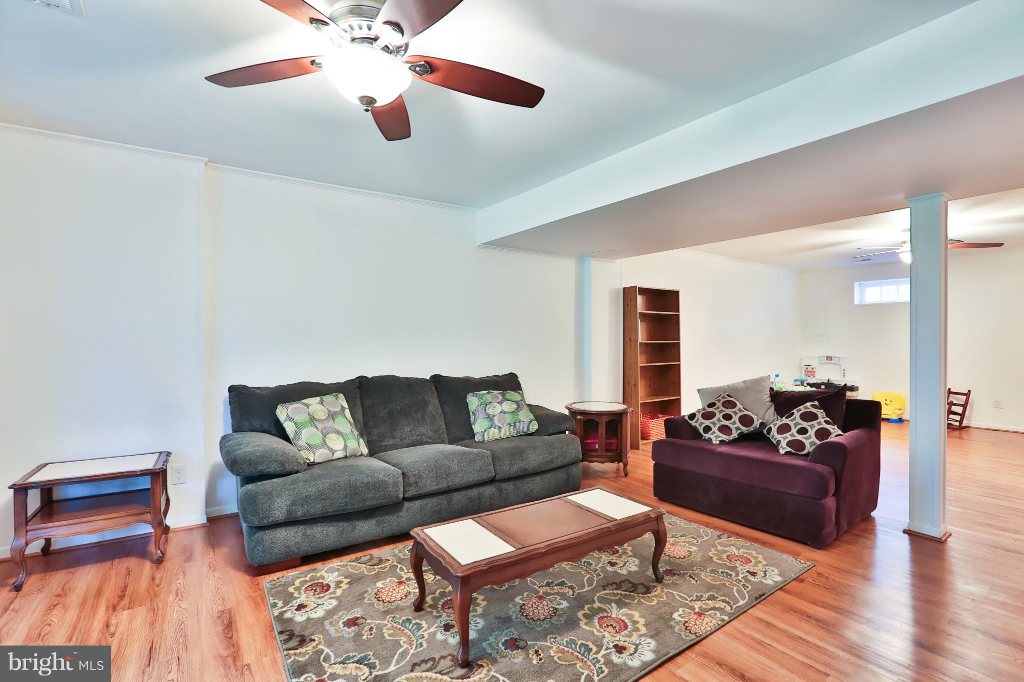 3649 Rockberry Road Baltimore, MD 21234 - Photo 21 of 30 Living Room