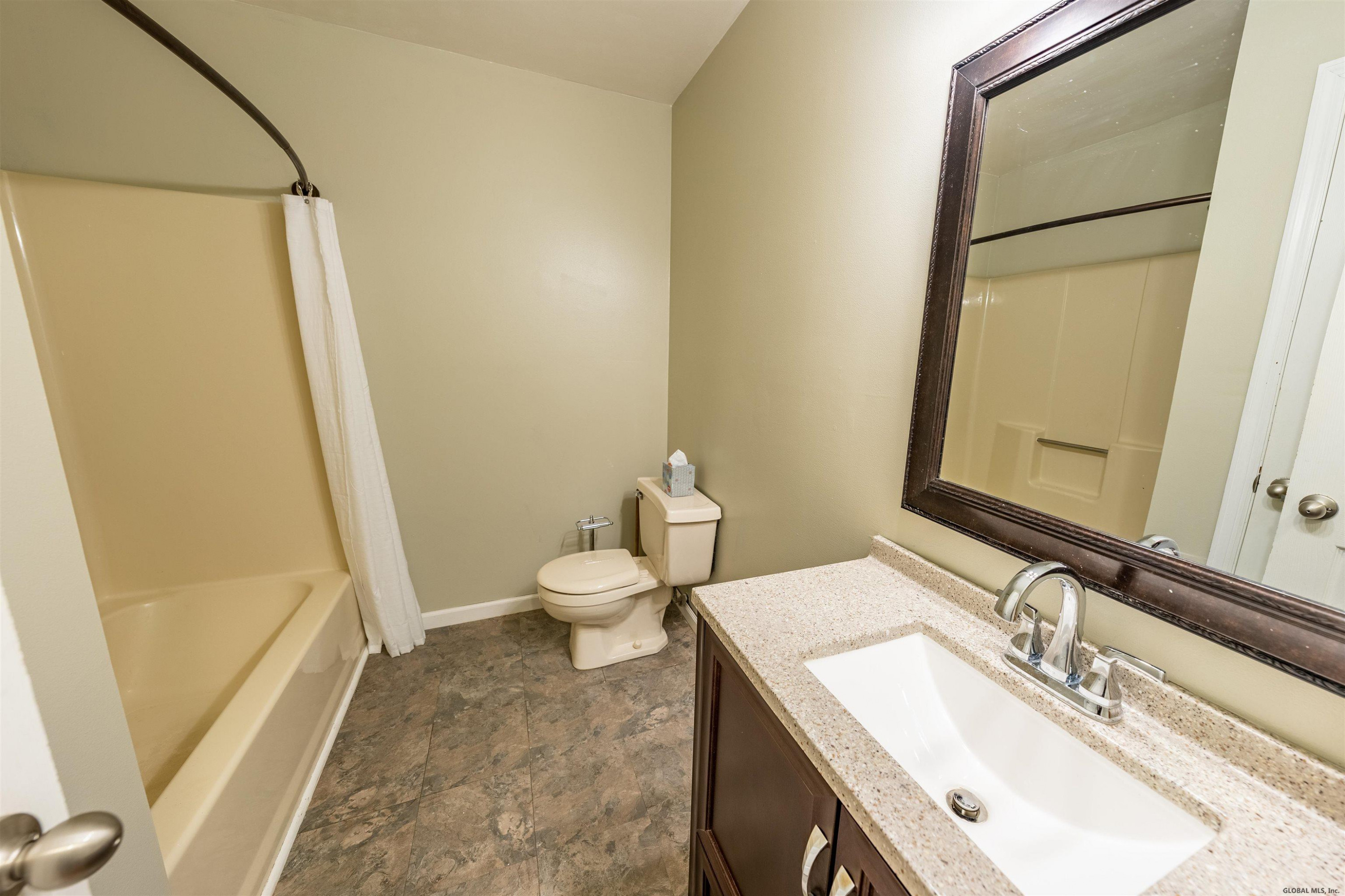 2061 Rosedale Way Guilderland, NY 12303 - Photo 28 of 33 Photo 28