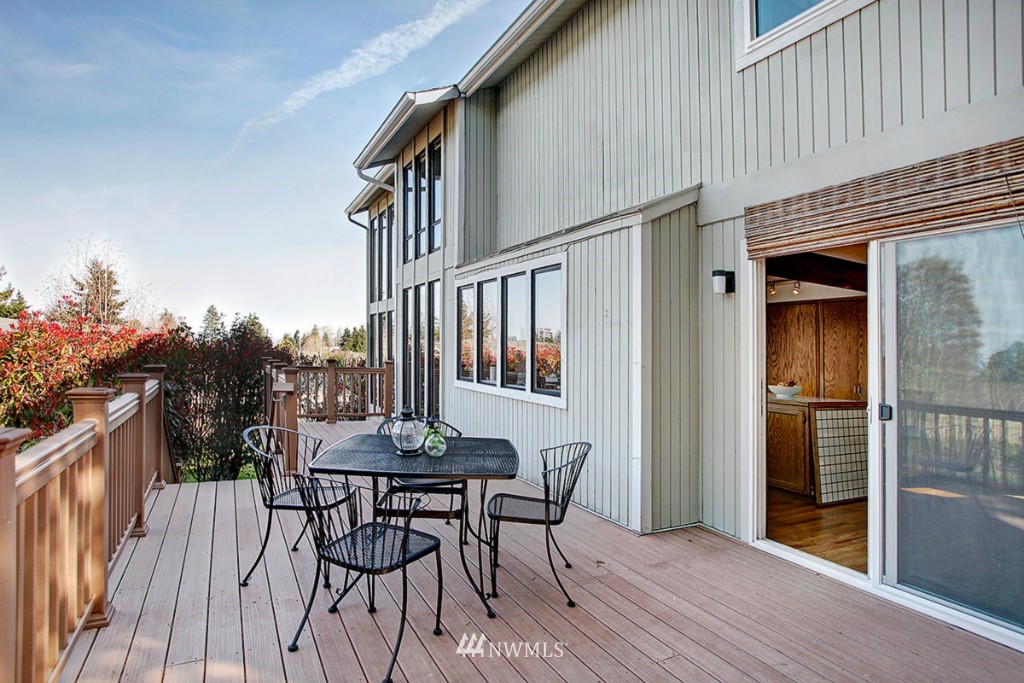 745 Aloha Street Edmonds, WA 98020 - Photo 11 of 21 Gallery Image 11