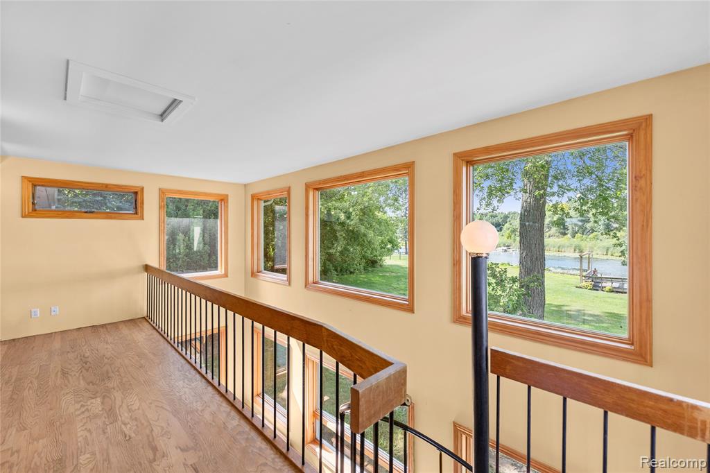 2354 Grove Park Road Fenton, MI 48430 - Photo 8 of 47