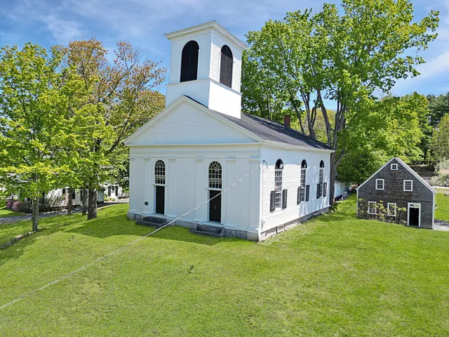 $6,000,000 | 1090 Pittston School Street, Pittston, ME 04345