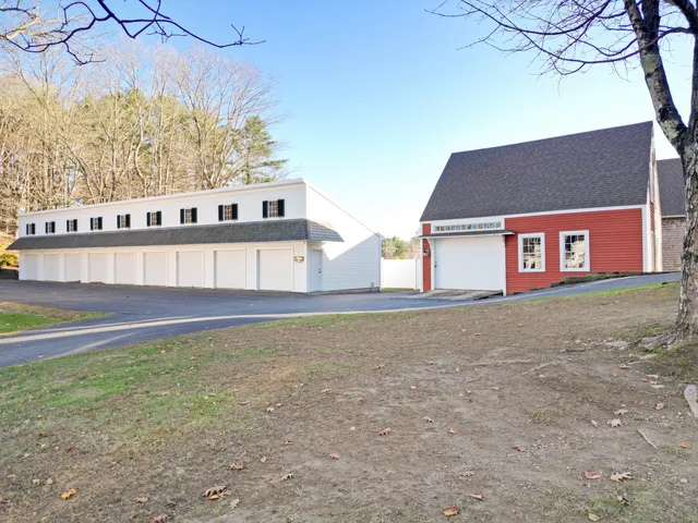$6,000,000 | 1090 Pittston School Street, Pittston, ME 04345