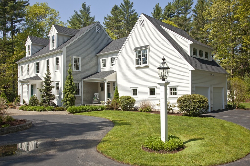 35 Lewis Farm Road Duxbury, MA 02332 - Photo 1 of 29 Gallery Image 1