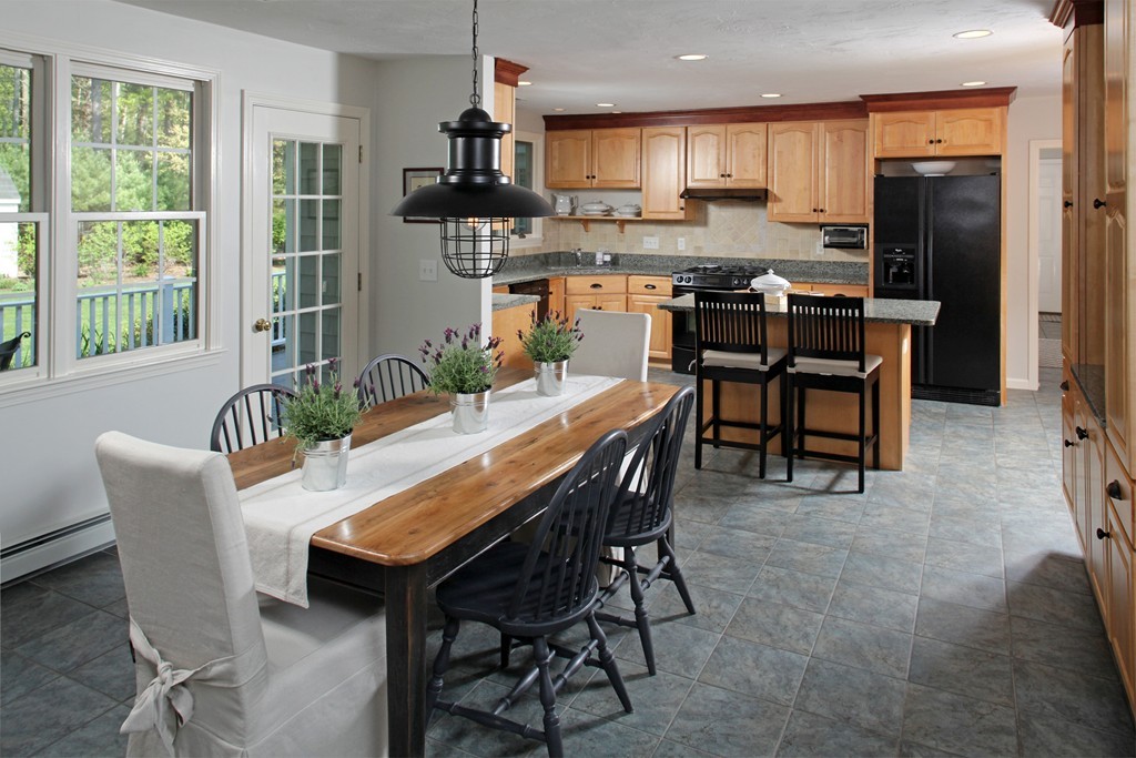 35 Lewis Farm Road Duxbury, MA 02332 - Photo 2 of 29 Gallery Image 2