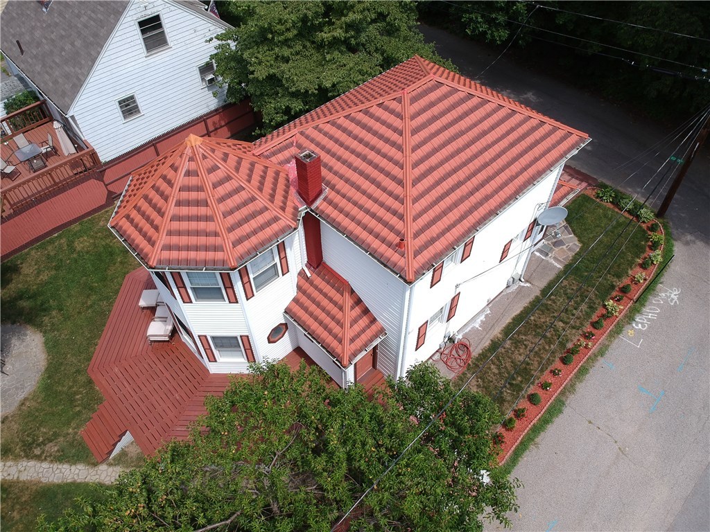 40 Ashton Road East Providence, RI 02915 - Photo 1 of 15 Gallery Image 1