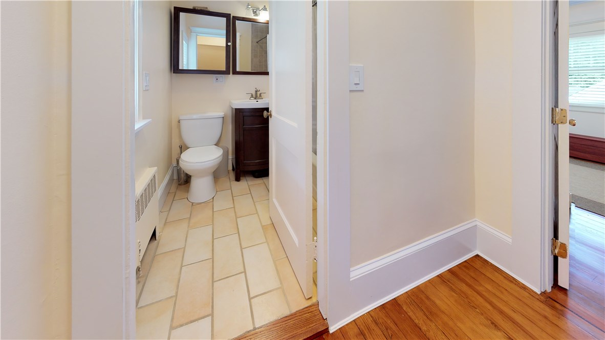 40 Ashton Road East Providence, RI 02915 - Photo 11 of 15 Gallery Image 11