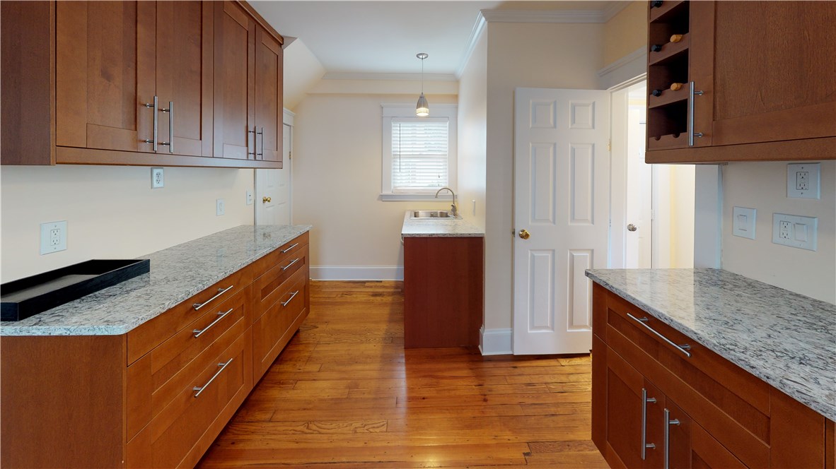 40 Ashton Road East Providence, RI 02915 - Photo 8 of 15 Gallery Image 8