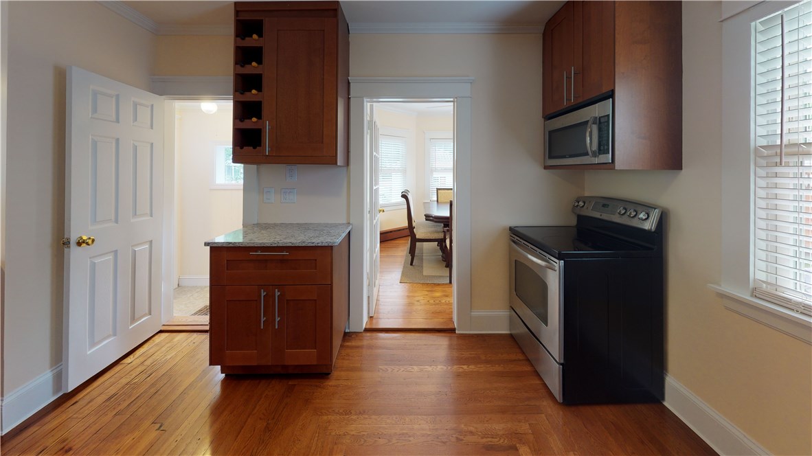 40 Ashton Road East Providence, RI 02915 - Photo 9 of 15 Gallery Image 9