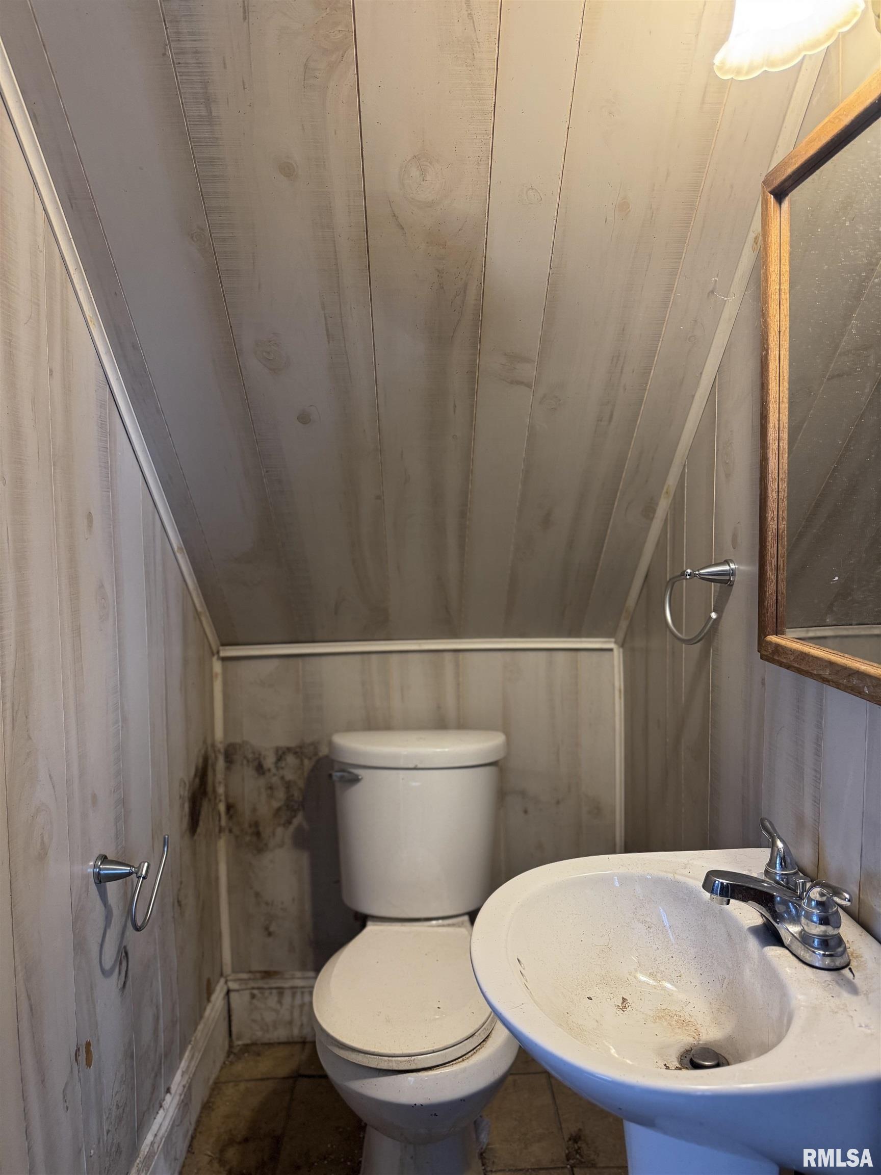 103 South 22nd Street Murphysboro, IL 62966 - Photo 14 of 16